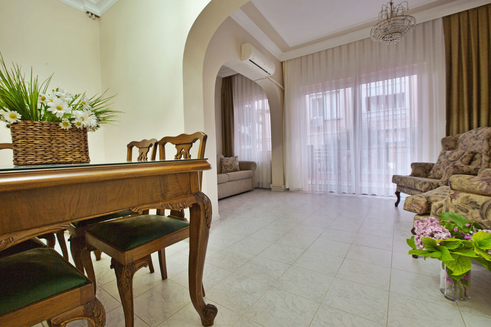 אדאלר Bueyuekada Apart Hotel - Yeni Apart מראה חיצוני תמונה
